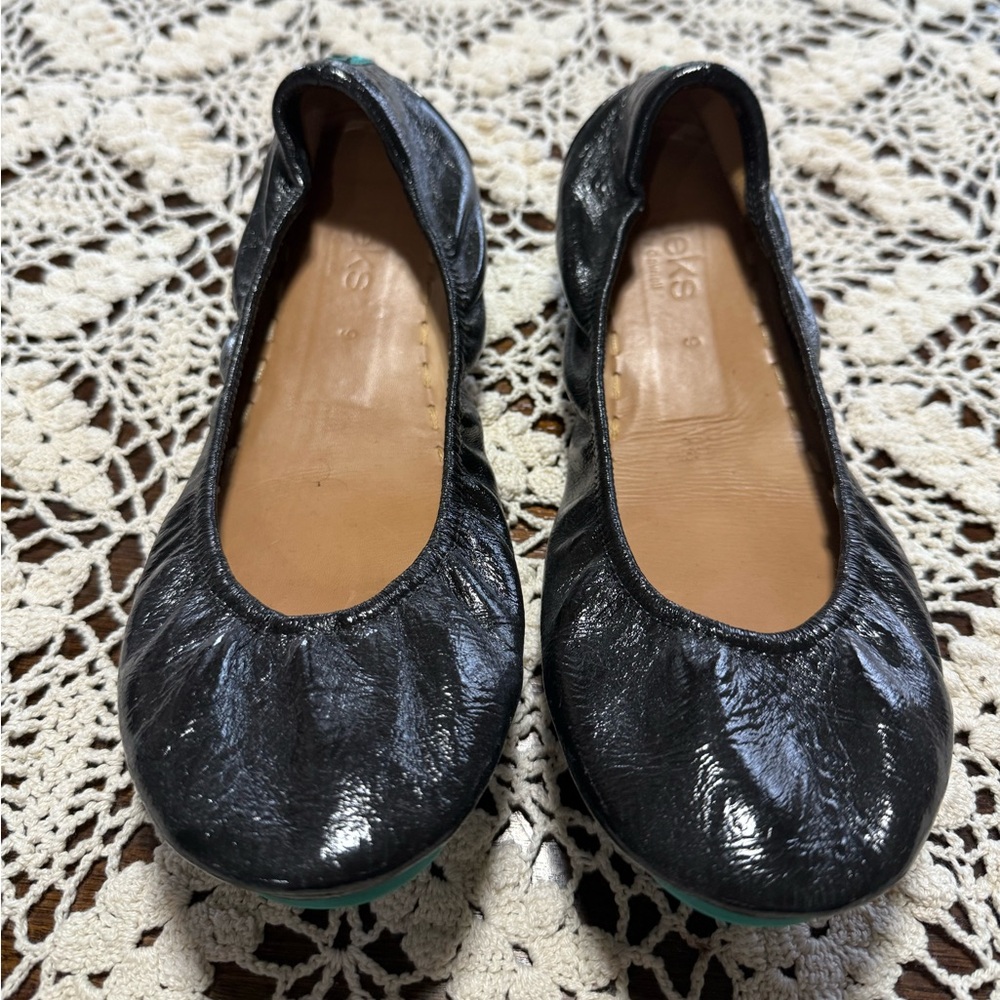 Tieks Size 9 Custom Shiny Black ballet flats